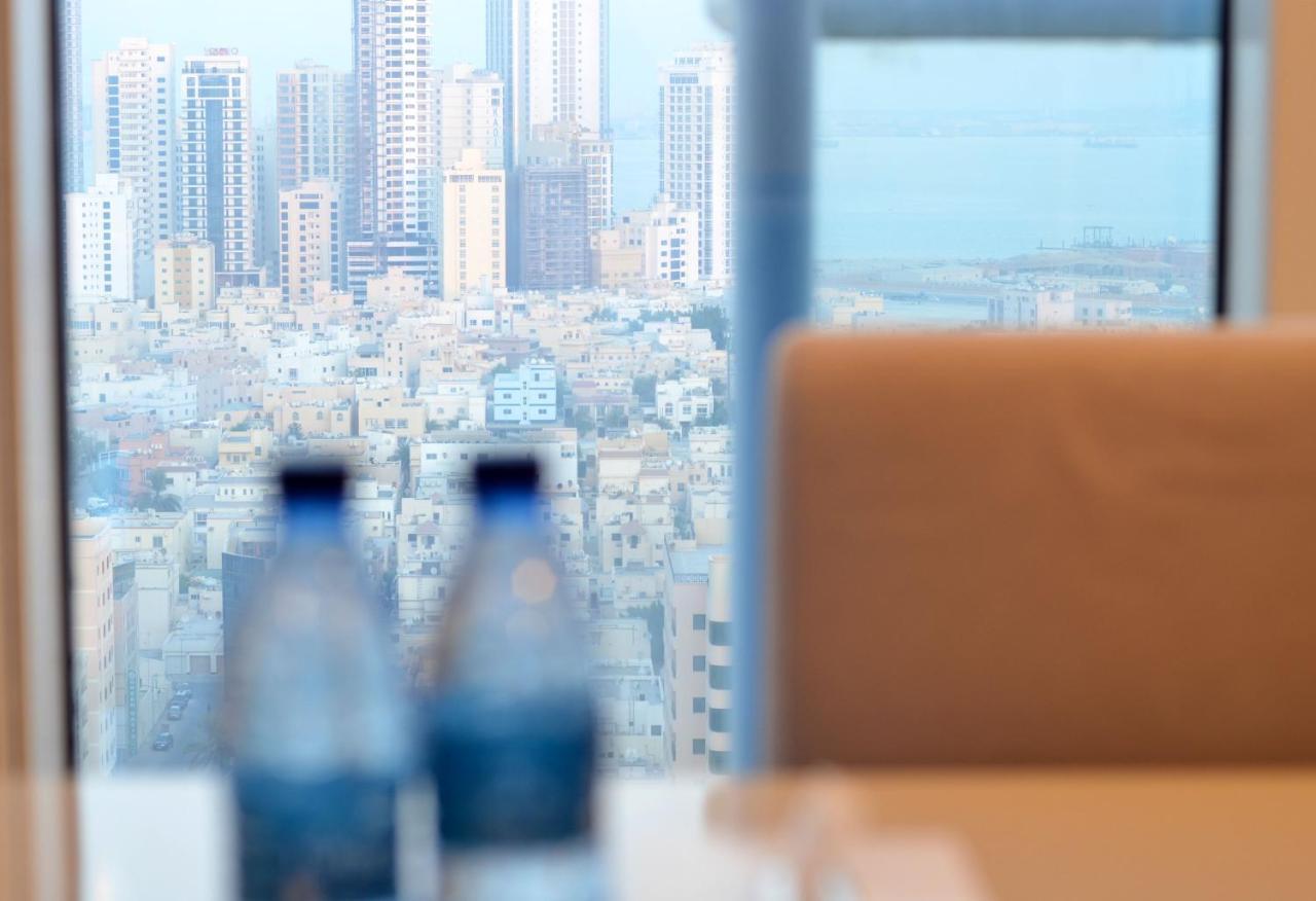 The Lodge Suites Manama Dış mekan fotoğraf