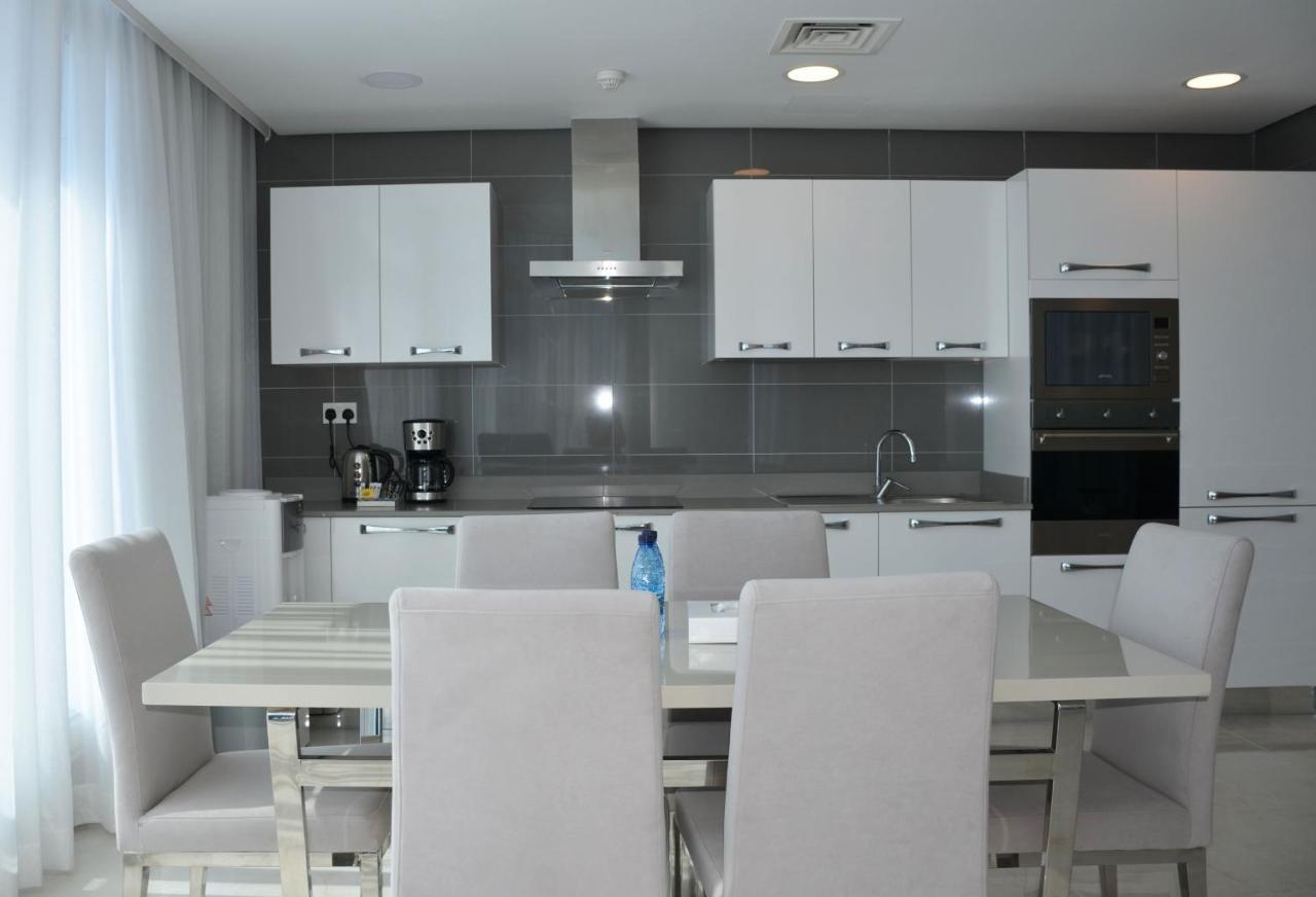 The Lodge Suites Manama Dış mekan fotoğraf