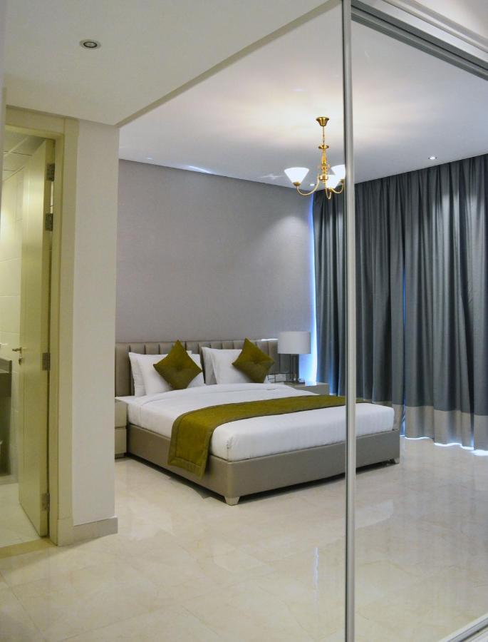 The Lodge Suites Manama Dış mekan fotoğraf